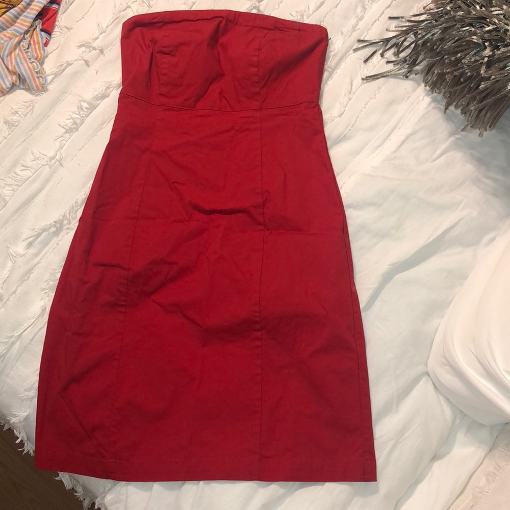 Cute strapless GAP dress